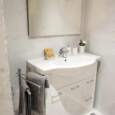 Holiday home - I Portici House Catania